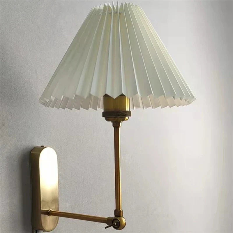 FoldedRadiance - Origami Wall Lamp with Pole