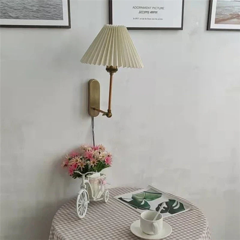 FoldedRadiance - Origami Wall Lamp with Pole
