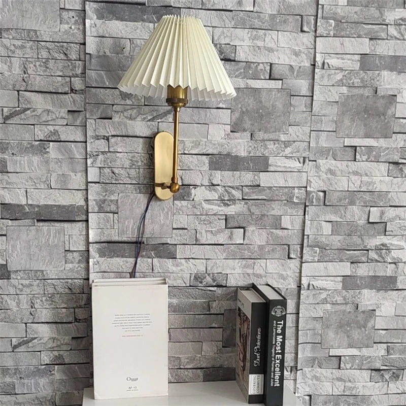 FoldedRadiance - Origami Wall Lamp with Pole