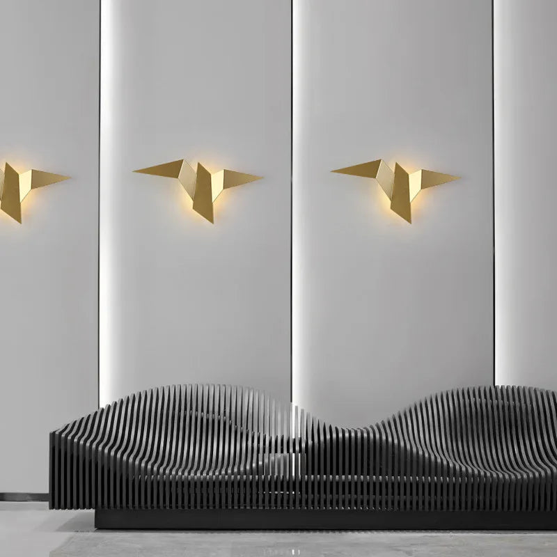 AvianAura - Norwegian Kingfisher Wall Lamp