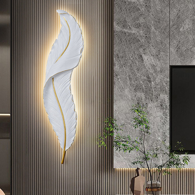 GloRay LED Wall Lamp - Lighting for a Modern Living Space