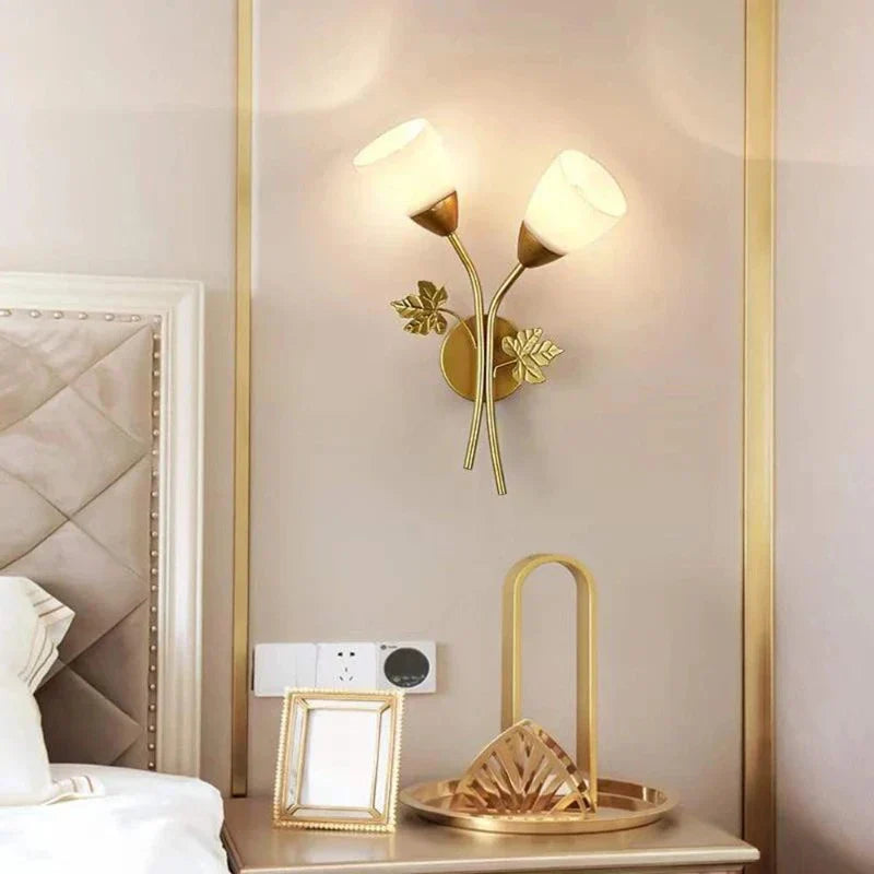 UrbanGlimmer - Modern Wall Lamp for the Hallway