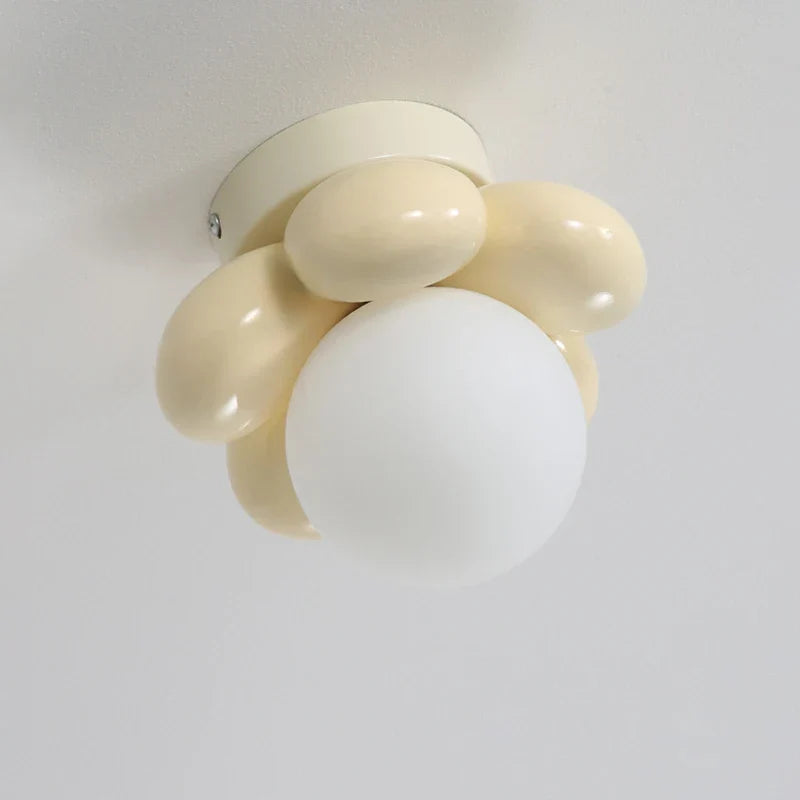FloraAura - Ceiling Light with Scandinavian Flowers