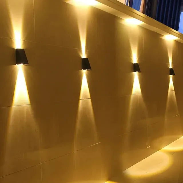 Eclipse - Solar Lights for Outdoors