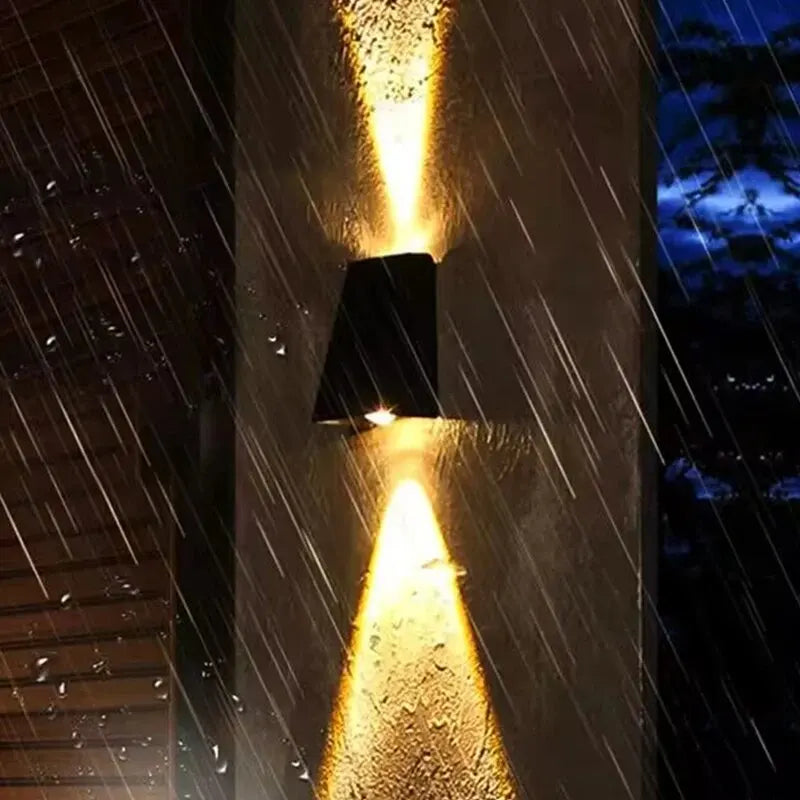 Eclipse - Solar Lights for Outdoors