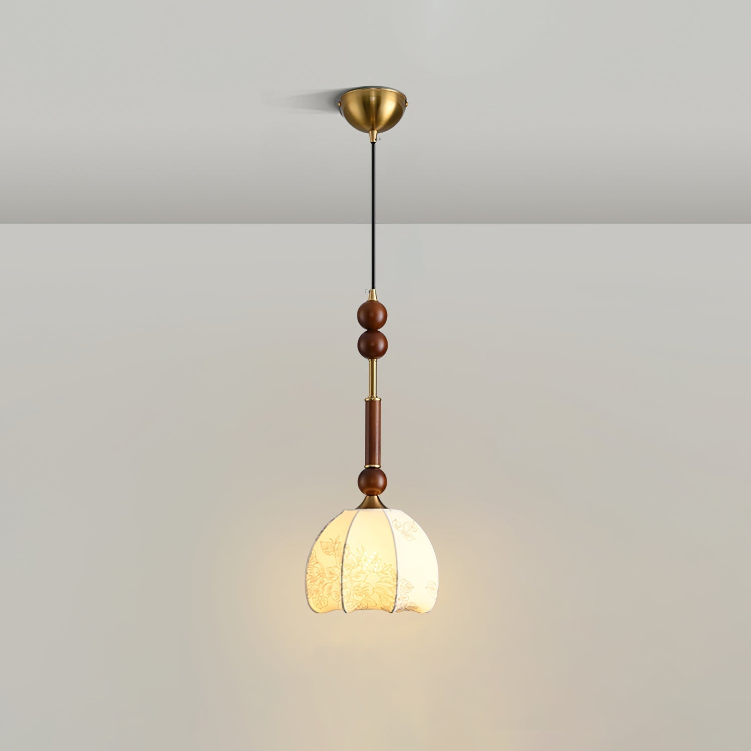 RomaLumière – Elegant Italian Pendant Light