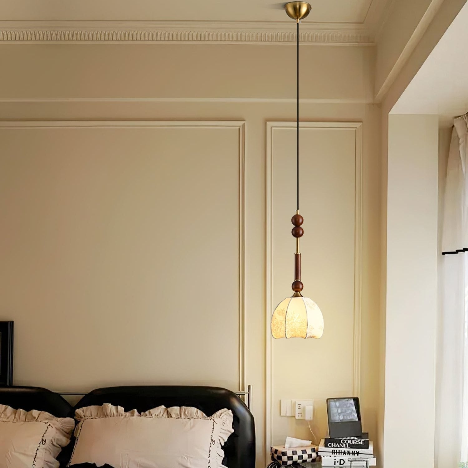 RomaLumière – Elegant Italian Pendant Light