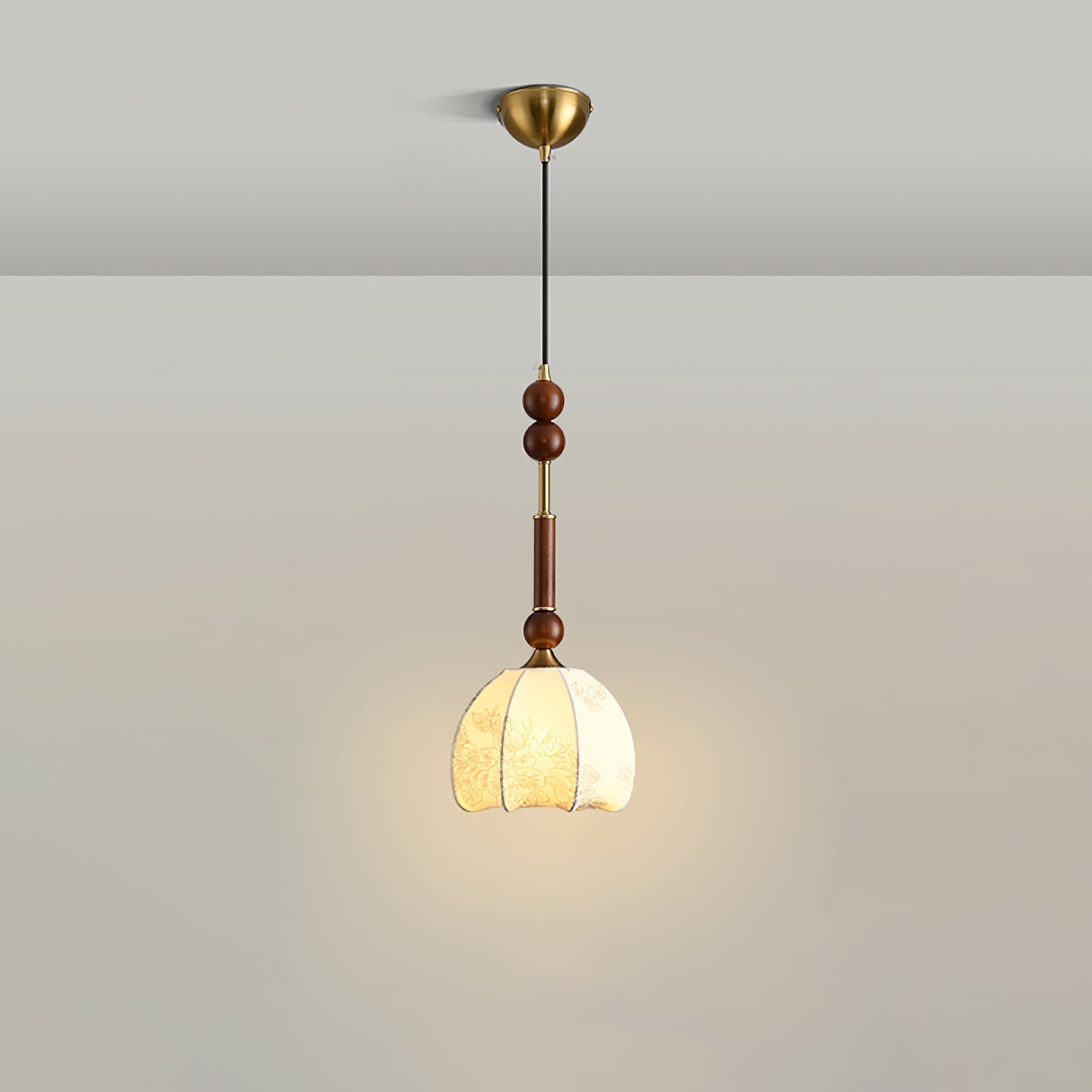 RomaLumière – Elegant Italian Pendant Light
