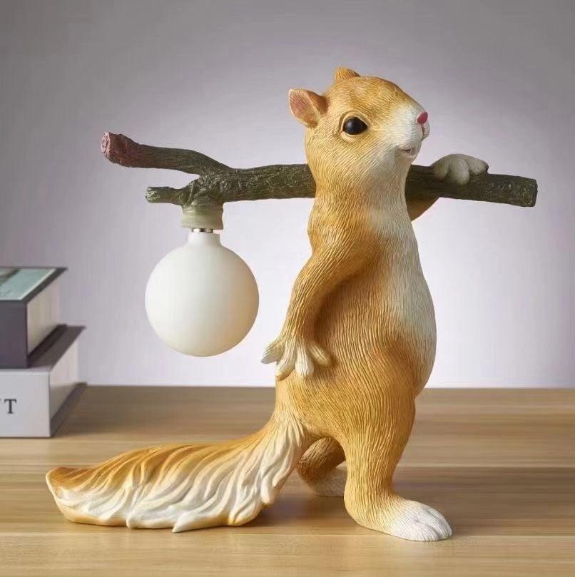 Nutlight – Adorable Squirrel Lamp