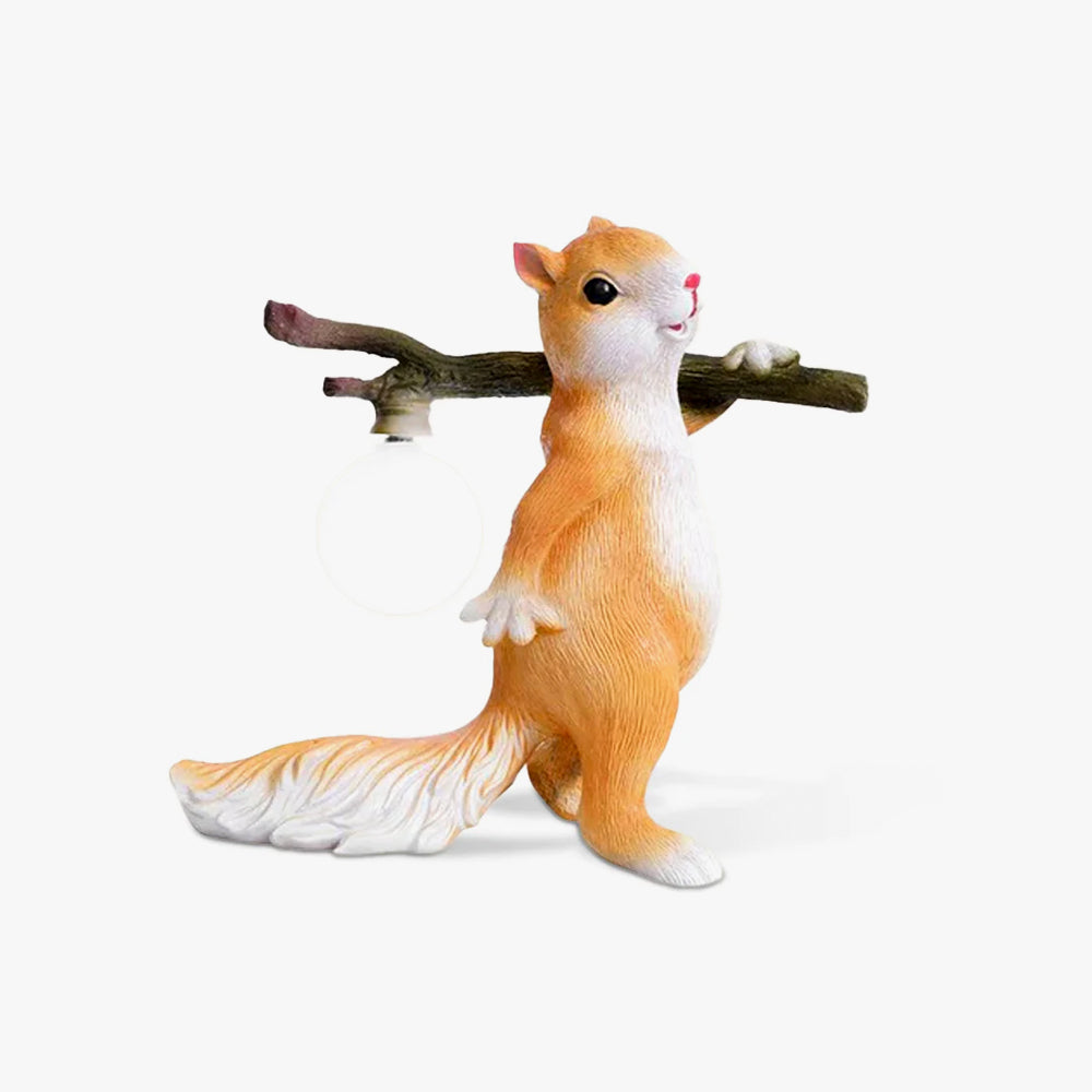 Nutlight – Adorable Squirrel Lamp