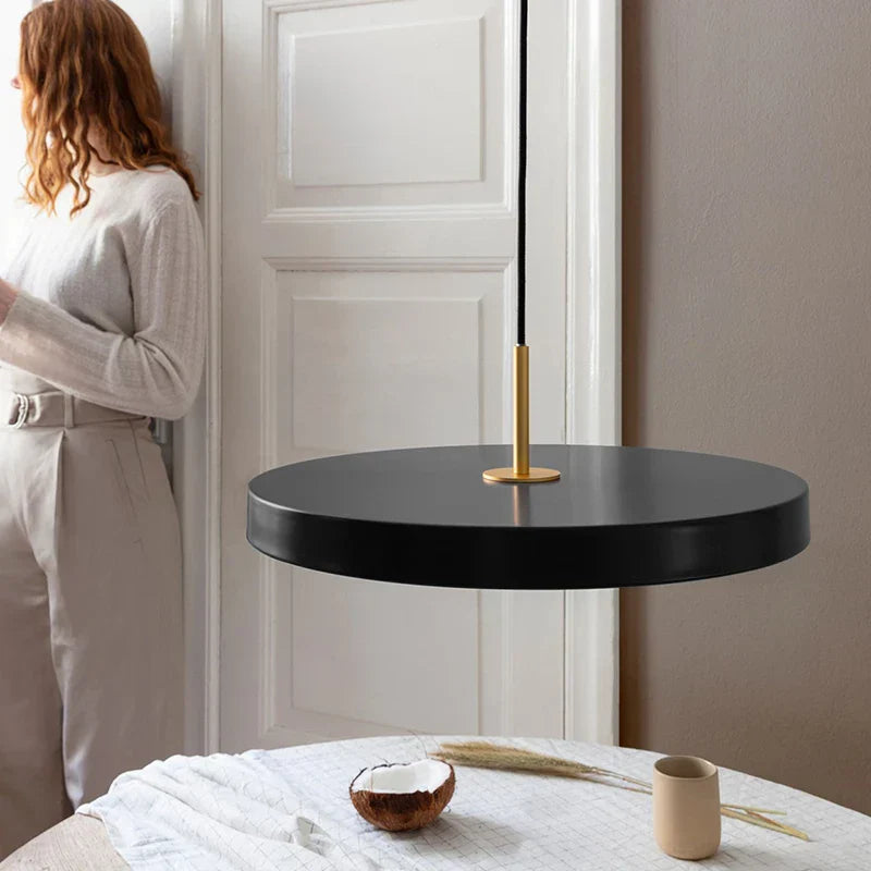 MetalGlow - UFO Metal LED Pendant Light