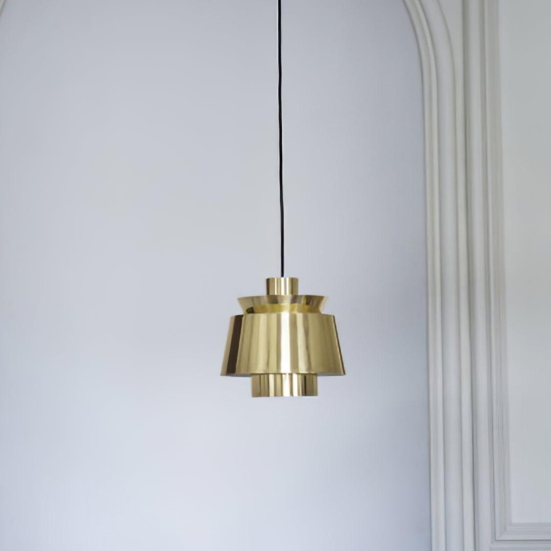OrionGlow – Elegant Pendant Light in Light
