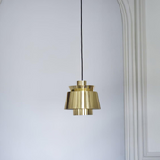 OrionGlow – Elegant Pendant Light in Light