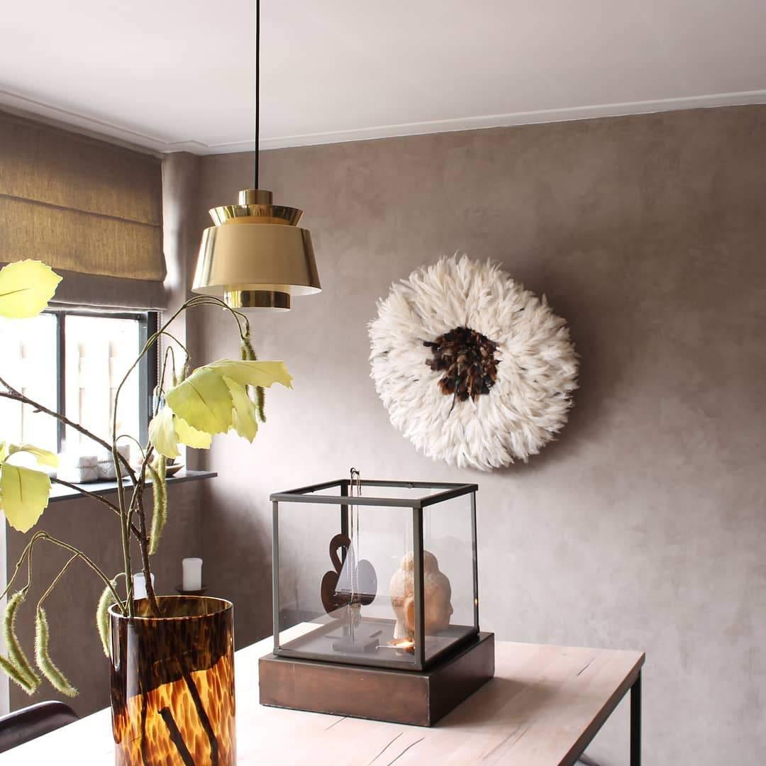 OrionGlow – Elegant Pendant Light in Light