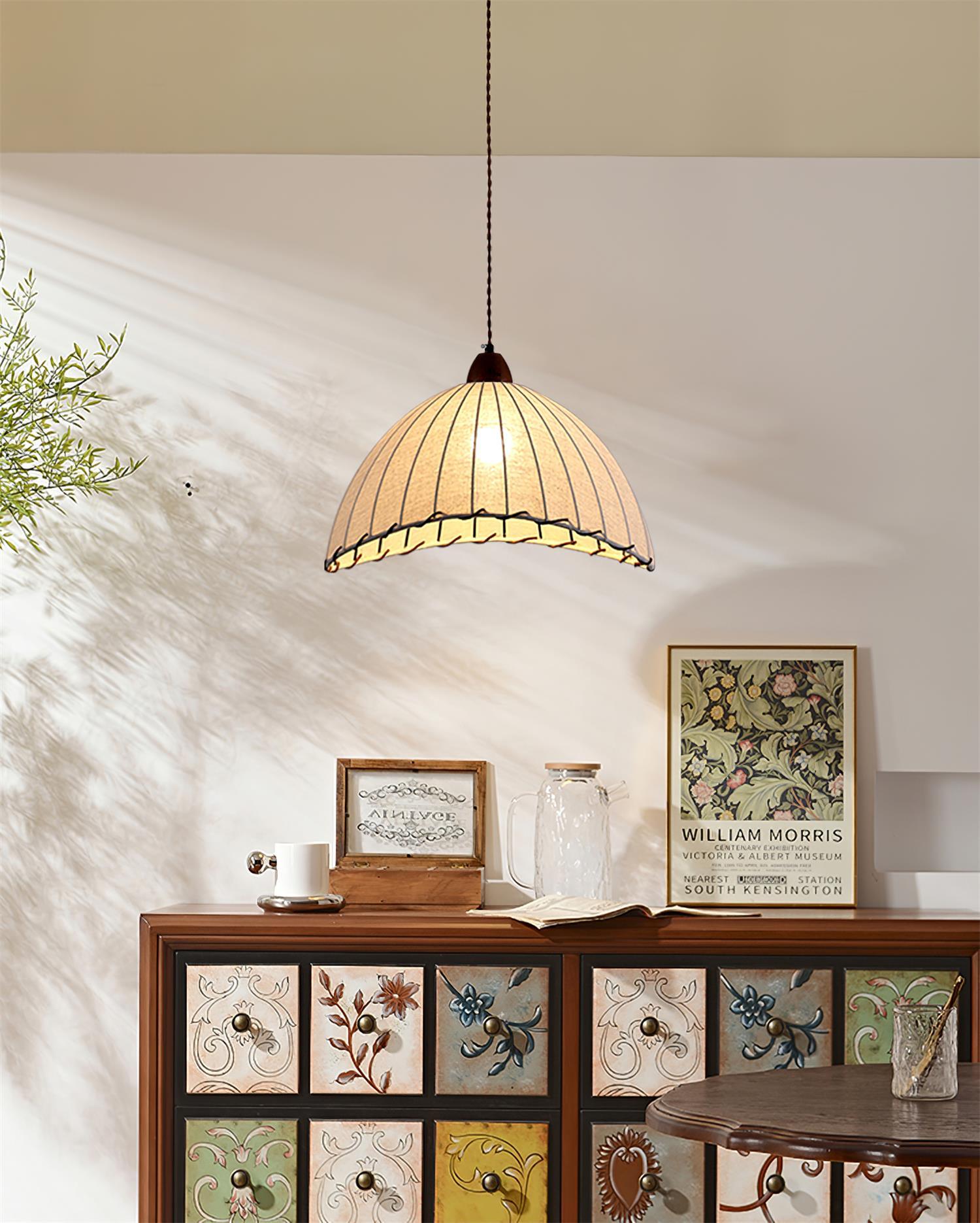 WoodLumiere – Elegant Wooden Pendant Light