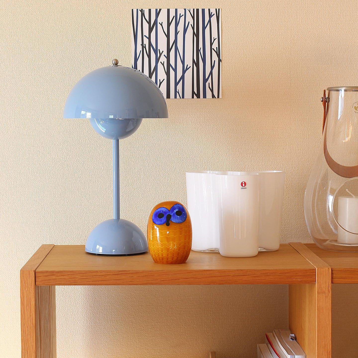 LunarGlow - LED Table Lamp for a Cosy Interior