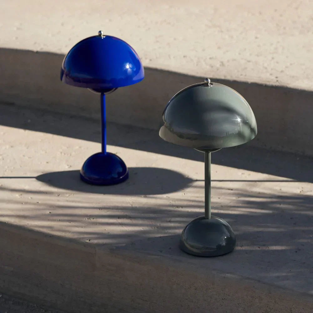 LunarGlow - LED Table Lamp for a Cosy Interior