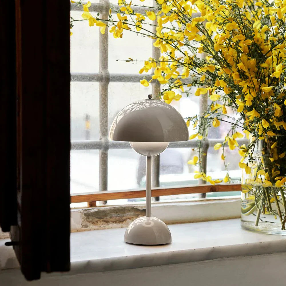 LunarGlow - LED Table Lamp for a Cosy Interior