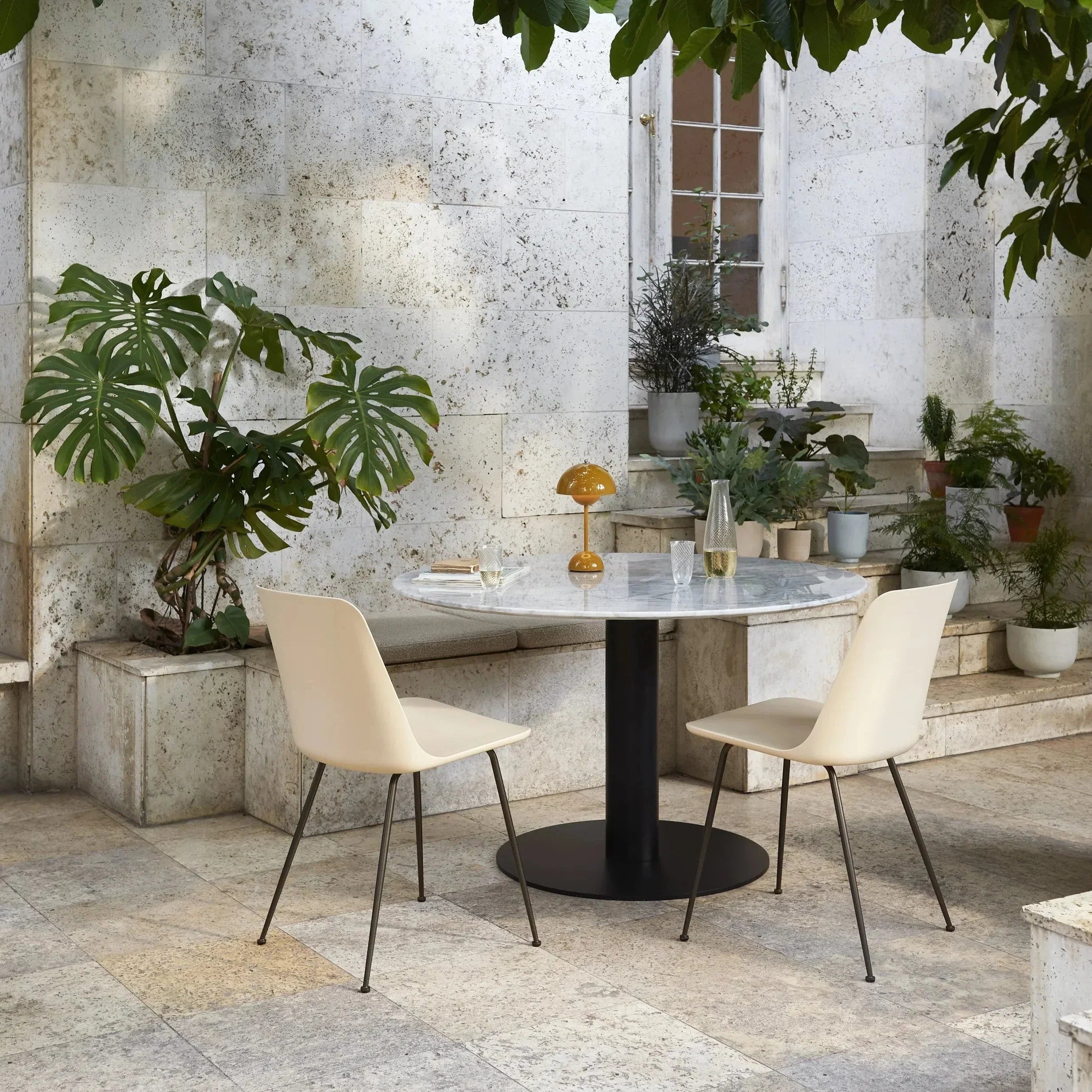 LunarGlow - LED Table Lamp for a Cosy Interior