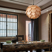 TropicalGlow – Wooden Pineapple-Shaped Pendant Light