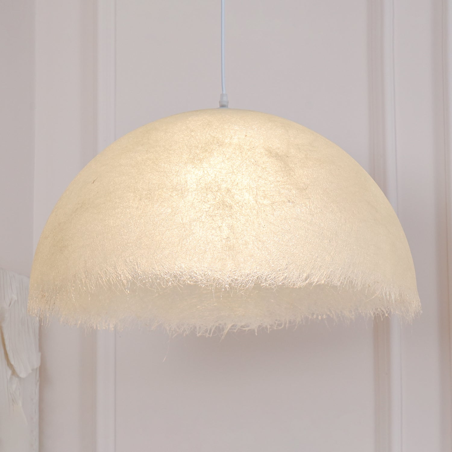 EclatZenith - Minimalist Chic Pendant Light