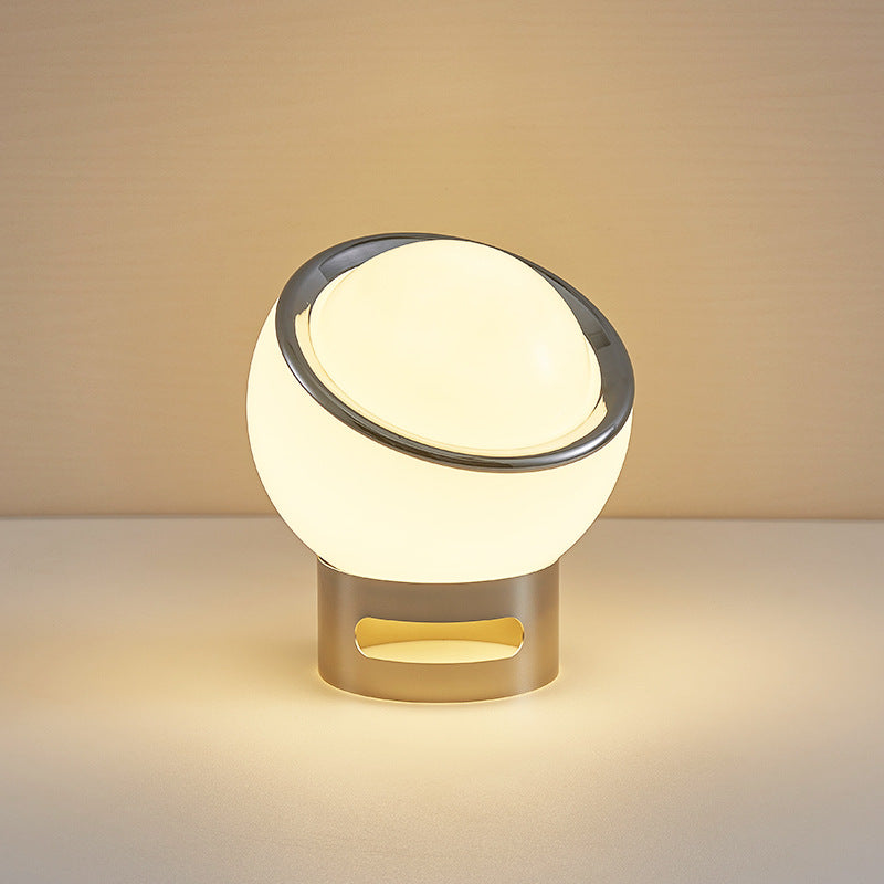 OpalHaus – Bauhaus lamp with opal