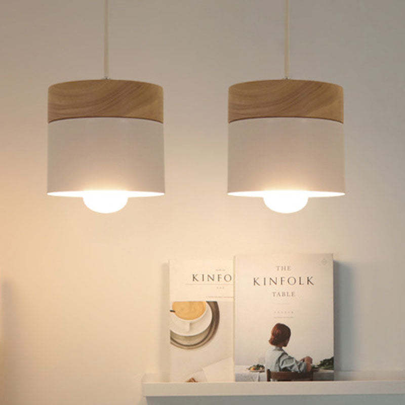 DesignBoîte – Chic and Contemporary Pendant Light