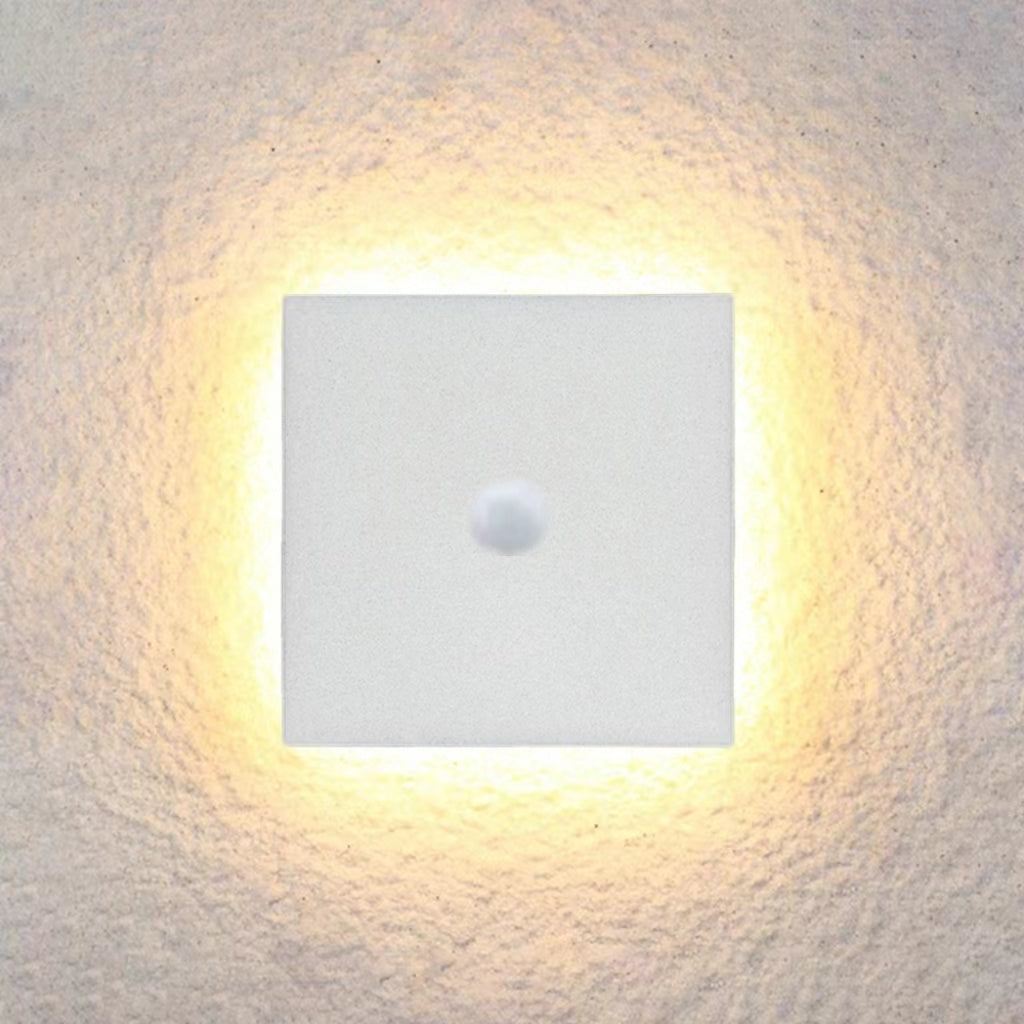 Mono - Minimalist LED Wall Light for Outdoors