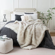 Luxurious Faux Fur Blanket – Ultimate Comfort and Elegance for Your Home