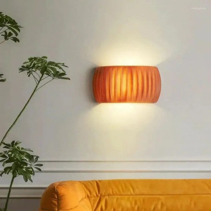 Modern Art Deco Wall Lamp - Elegant Lighting for Any Space