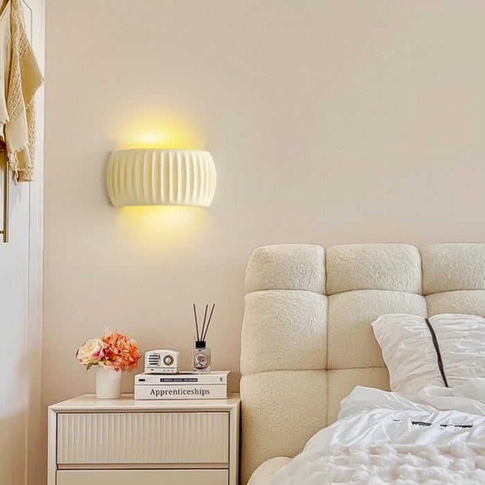 Modern Art Deco Wall Lamp - Elegant Lighting for Any Space