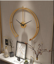 ElegantTime - Timeless Wall Clock with Modern Design