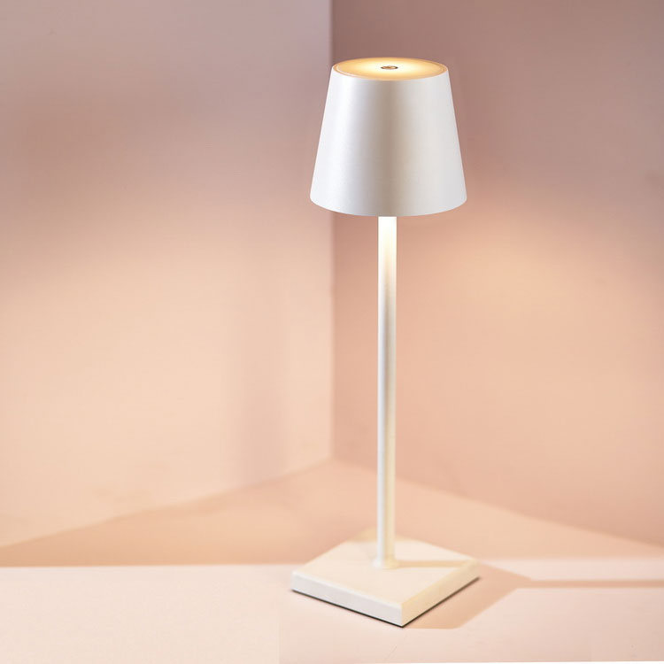 Monsieur Light | Wireless Rechargeable Table Lamp