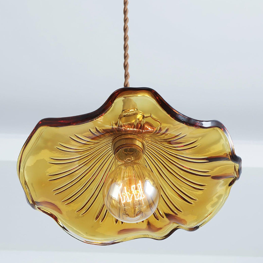 LumiHibiscus - Stylish hibiscus flower lamp for an elegant interior