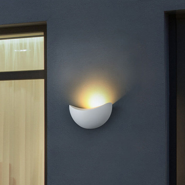 Luminia - Creative Minimalist Half-Round Aluminium LED Wall Lamp