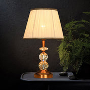 KristalGlow - Table Lamp with Tapered Shape and Faceted Crystal Balls