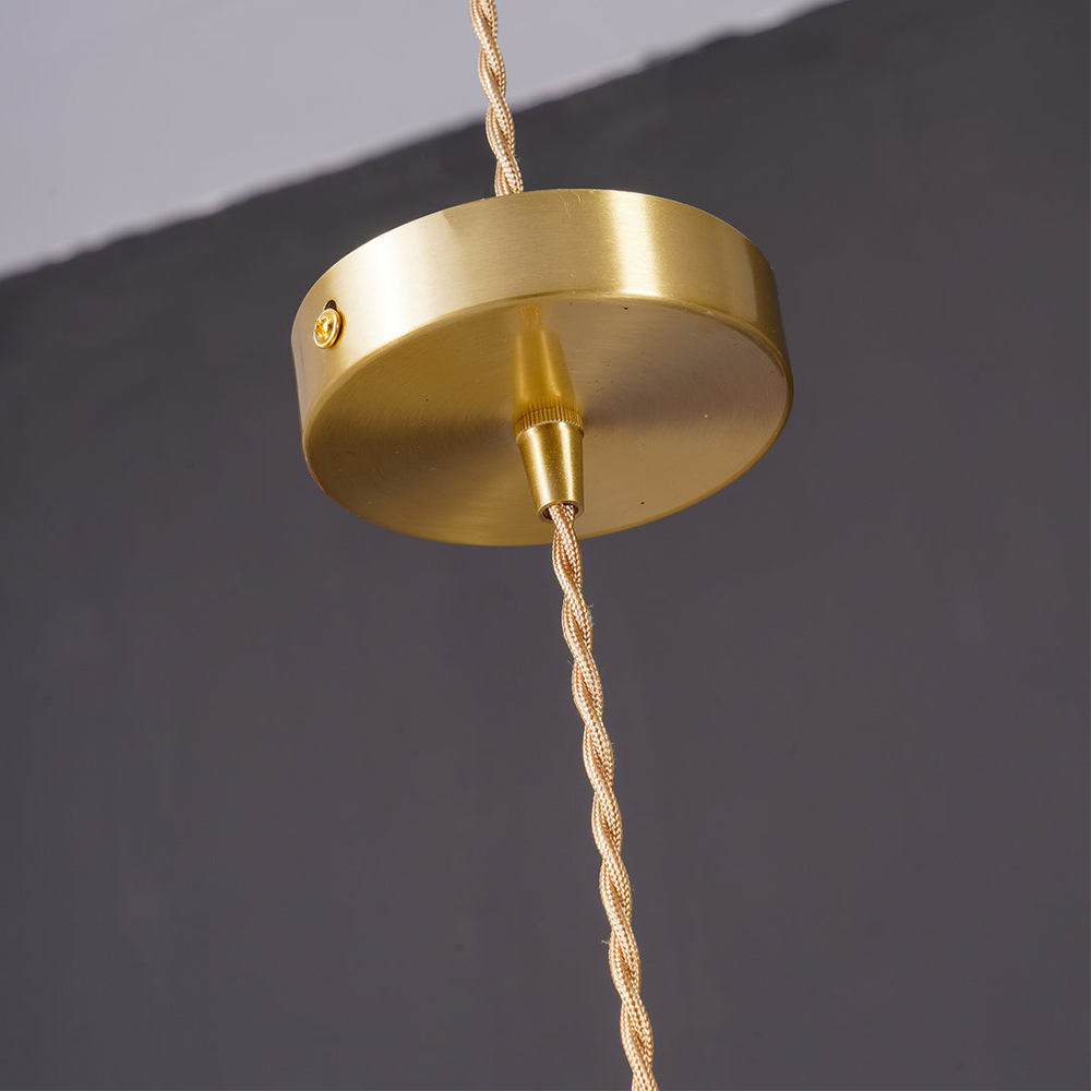 LumiHibiscus - Stylish hibiscus flower lamp for an elegant interior