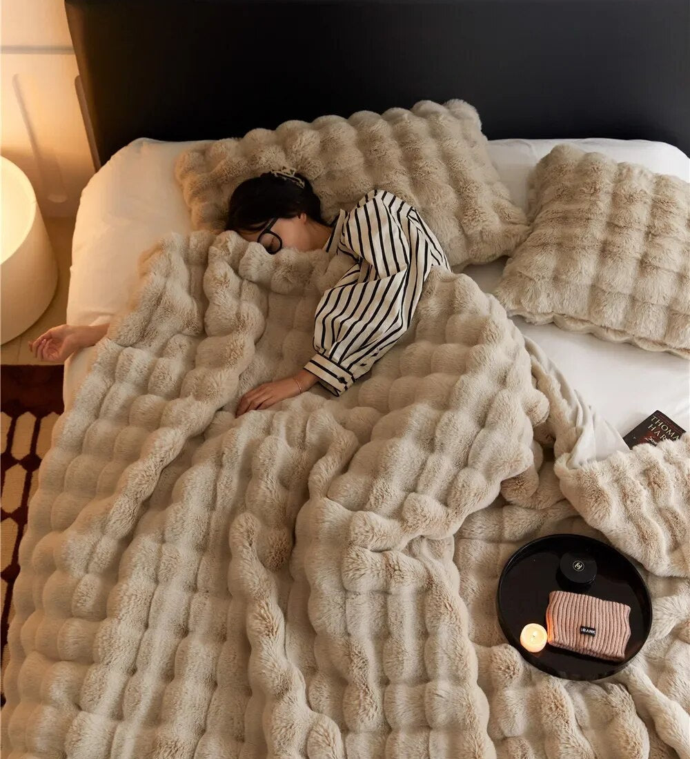 SnuggleSoft | Warm Plush Blankets