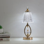 CrystalGlow – Vintage Crystal Table Lamp