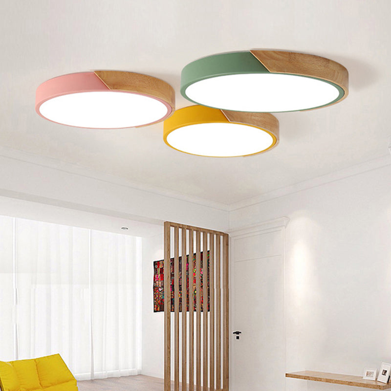 ModernElegance – Ceiling Light in Acrylic and Metal