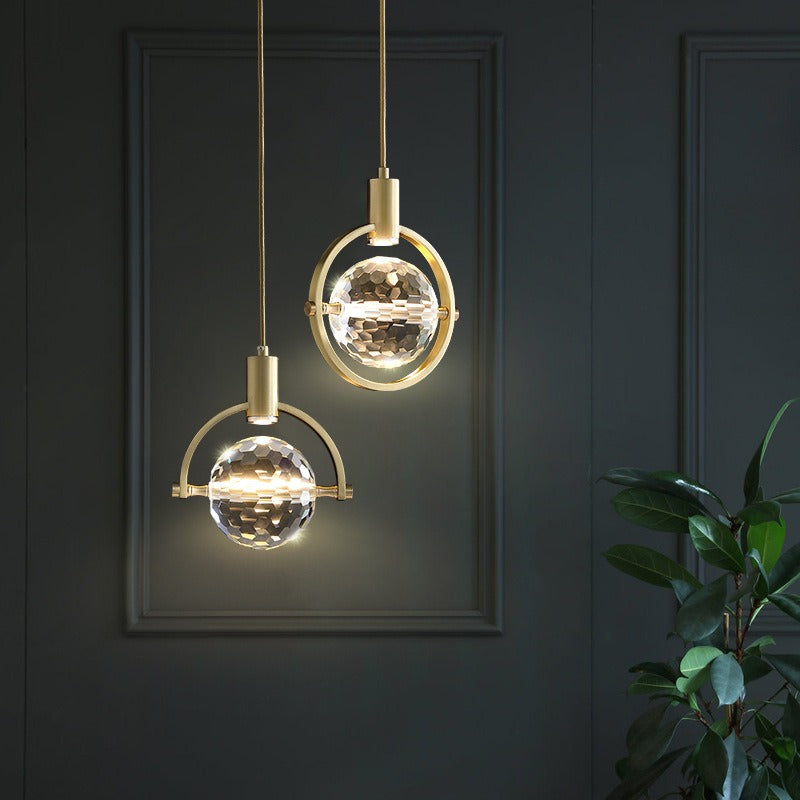 CrystalGlow – LED pendant light in ring shape with crystals
