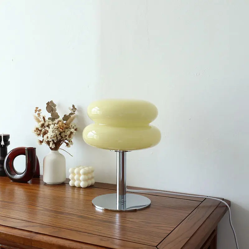 ItaliaDesign - Stylish Bauhaus Table Lamp for a Modern Interior