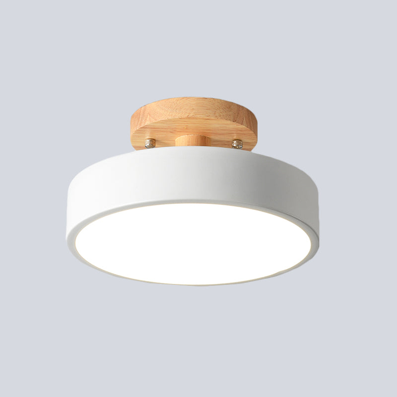 WoodenGlow – LED Ceiling Light in Scandinavian Style