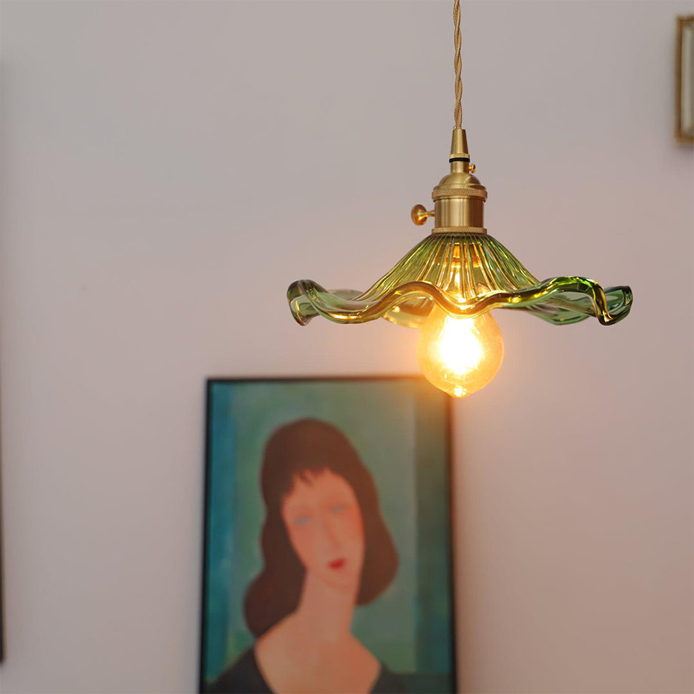 LumiHibiscus - Stylish hibiscus flower lamp for an elegant interior