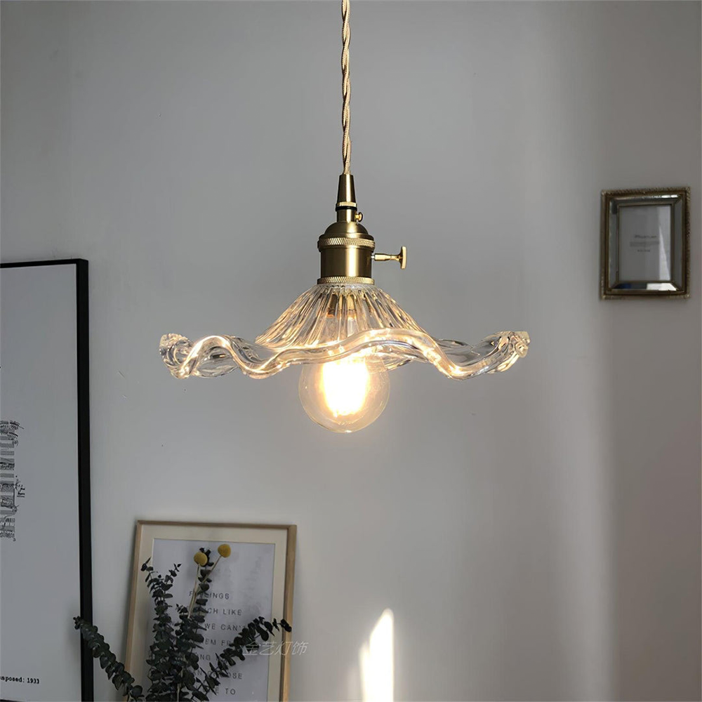 LumiHibiscus - Stylish hibiscus flower lamp for an elegant interior