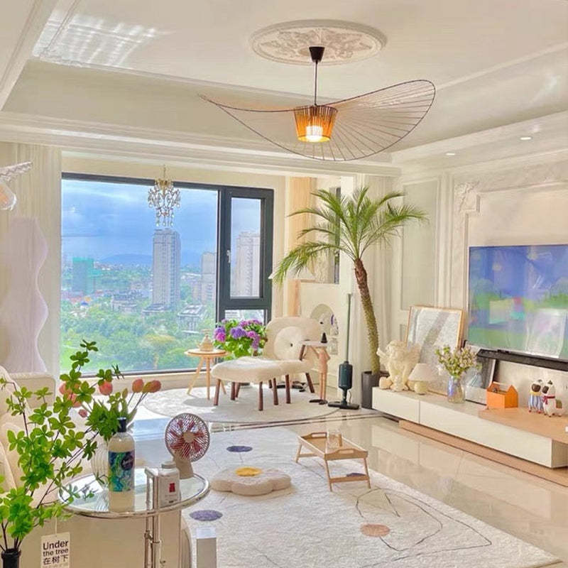 LuxeLoom - Refined LED Pendant Light