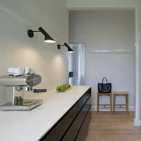 Illuma - Modern and Sleek Lamp