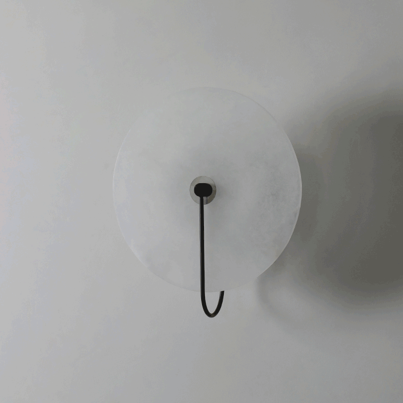 AlabasterBeam - Elegant wall lighting