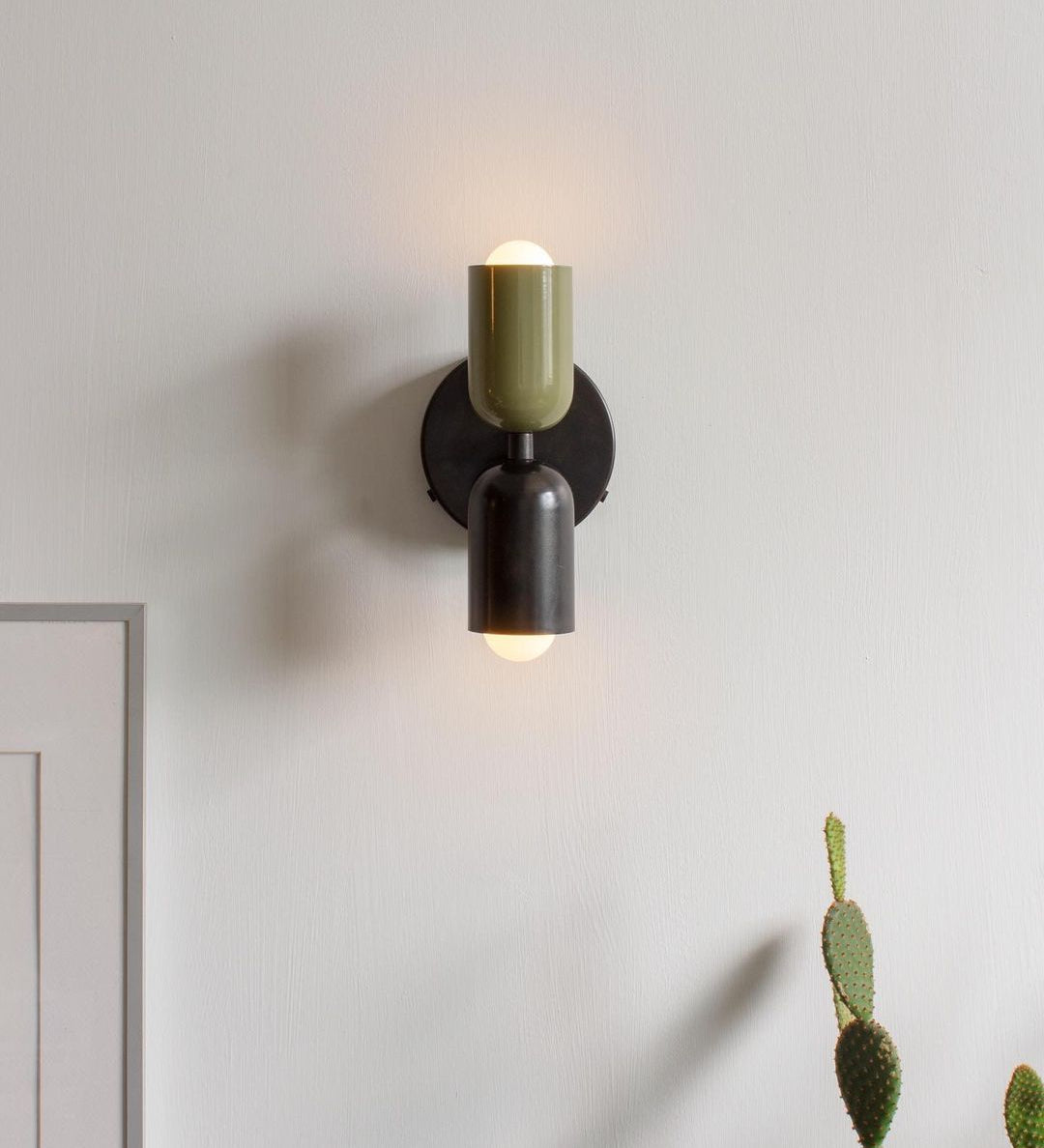 Couleur_Double_Wall_Lamp_9.jpg
