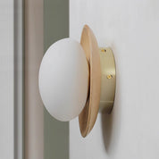 Wall Lamp in Natural White Wood - Simple and Elegant Lighting